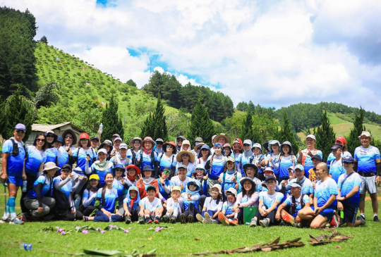 ĐỒNG PHỤC TEAM BUILDING ĐẸP, GẮN KẾT CẢ ĐỘI